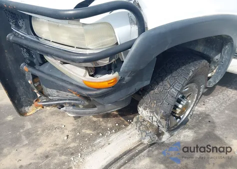 2001 Chevrolet Silverado 2500Hd Ls из США, поврежденный, VIN 1GCHK29181E277231